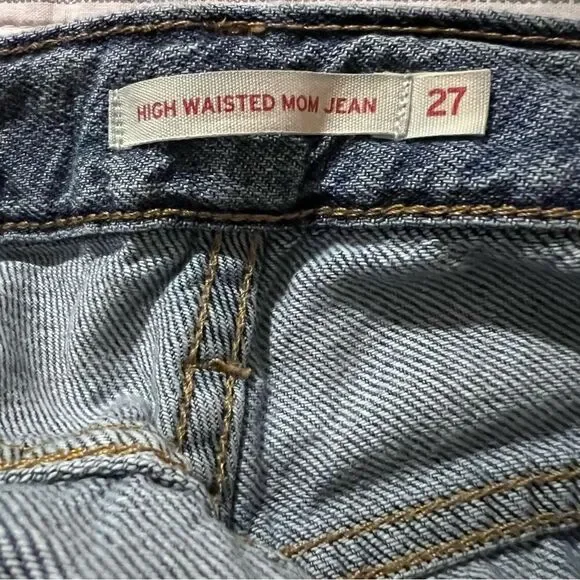 Levi’s Women’s Mom Jeans size 27 - Picture 3 of 5